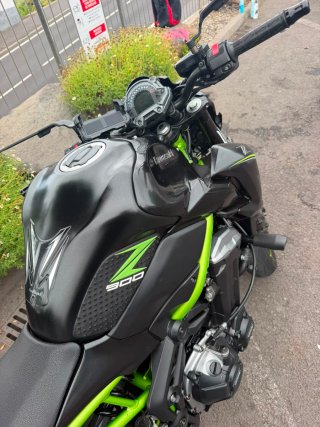 Kawasaki Z900 2019 Negra y Verde