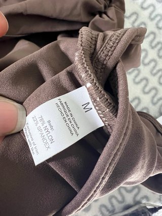 Mono Vertvie sin espalda marrón