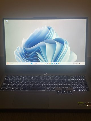 Lenovo LOQ Gaming - Ryzen 7 7435HS /RTX 4050 /24GB