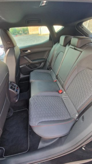 SEAT León FR Special Edition 1.5 eTSI 150 CV DSG –