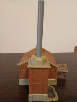 Sala de calderas con chimenea HO 1:87 Kibri 39821
