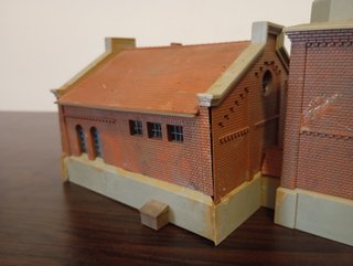Sala de calderas con chimenea HO 1:87 Kibri 39821
