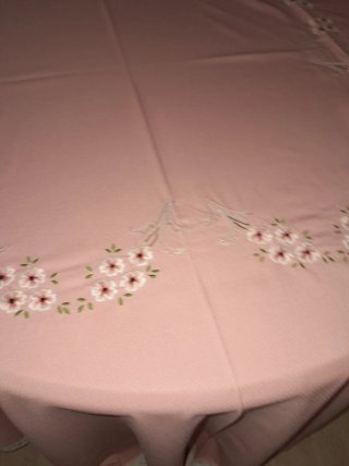 Mantelería Vintage Bordada Rosa para mesa de 12 cu