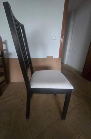 Seis sillas de comedor