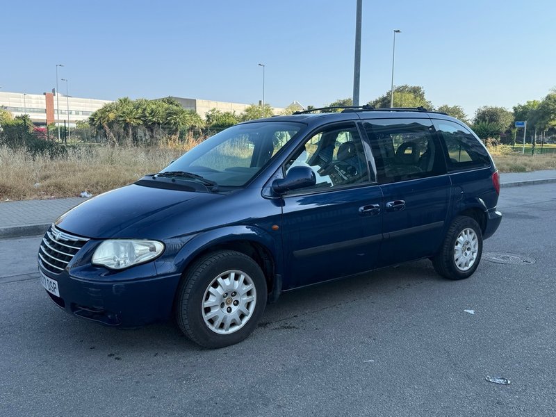 Chrysler Voyager 2007 - foto 1