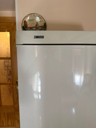 Nevera Blanca Zanussi