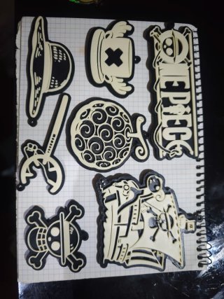 One Piece !! // Llaveros e Imanes !