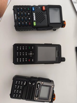 PACK PREMIUM: Thuraya XT-PRO nuevo + dos emisoras
