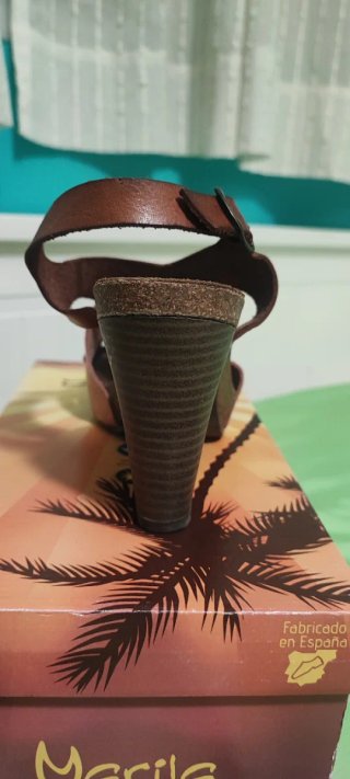 Sandalias Marila tacón marrón