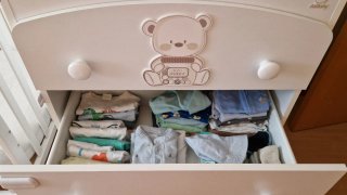 Cambiador/bañera con cajones. Venta en persona.