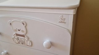 Cambiador/bañera con cajones. Venta en persona.