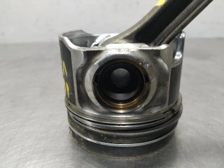 Piston VOLKSWAGEN PASSAT VARIANT (3C5)
