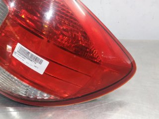 Piloto trasero derecho KIA RIO (BC)