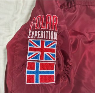 Anorak GoWin Co Norway rojo capucha pelo
