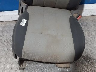 Asiento delantero derecho DODGE NITRO (KA)