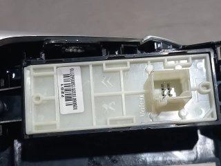 Consola central PEUGEOT 2008