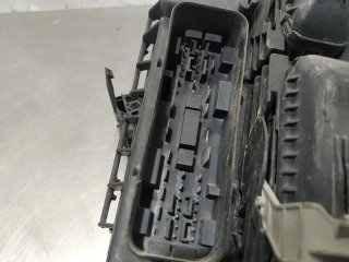Caja reles / fusibles OPEL CORSA D
