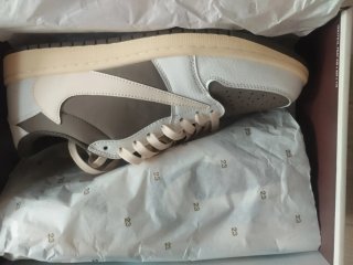 Air Jordan 1 Low OG SP Travis Scott Reverse