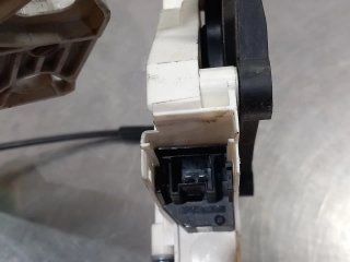 Elevalunas trasero izquierdo AUDI A4 BERLINA (8K2)