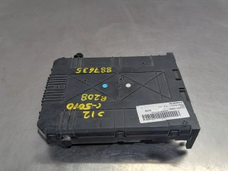Caja reles / fusibles PEUGEOT 208