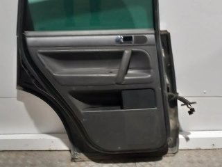 Puerta trasera izquierda VOLKSWAGEN TOUAREG (7LA)