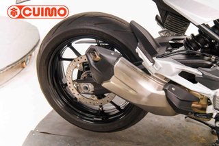 BMW F 900 R