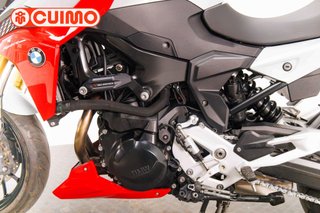BMW F 900 R