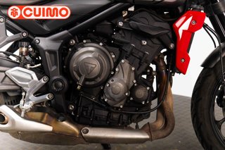 TRIUMPH TRIDENT 660