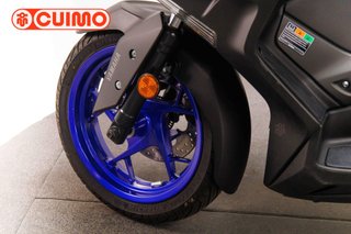 YAMAHA XMAX 125