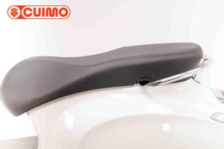 VESPA PRIMAVERA 125