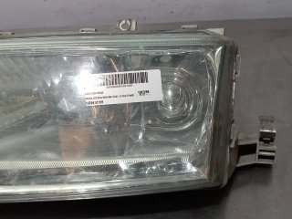 Faro izquierdo SKODA OCTAVIA BERLINA (1U2)