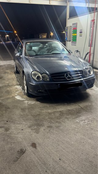 Mercedes-Benz clk270 2003