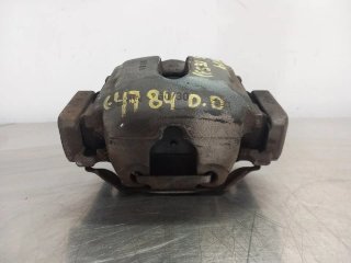 Pinza de freno delantera derecha
