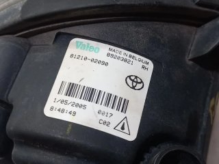 Faro antiniebla derecho TOYOTA COROLLA (E12)