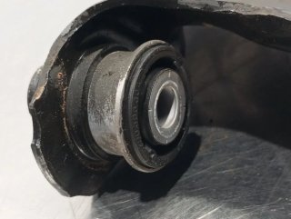 Brazo suspension inferior delantero izquierdo