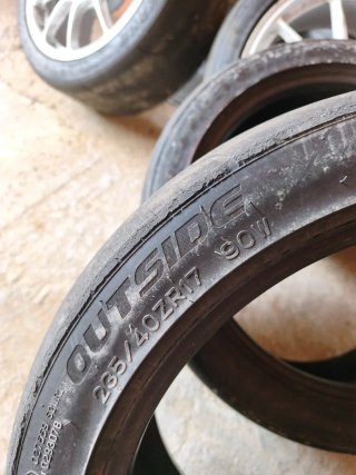 Llantas BMW Racing Division 17x9