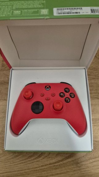 Mando Xbox Series Pulse Red