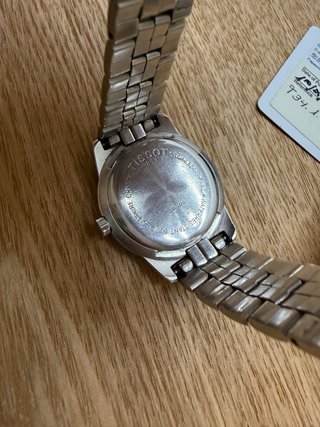 Reloj Tissot Negro y Plateado
