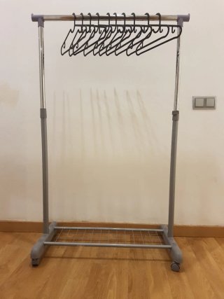 Armario móvil perchero ajusta tamaño guste