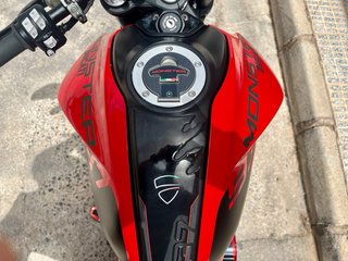 Ducati Monster 937