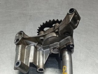 Bomba aceite VOLKSWAGEN GOLF IV BERLINA