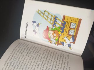 Dos libros infantiles editorial Anaya.