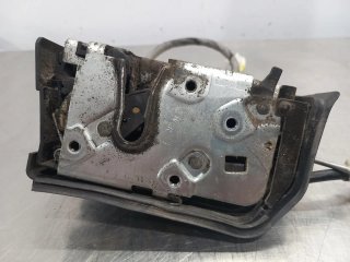 Cerradura puerta trasera derecha