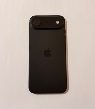 iPhone Air.
