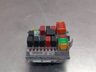 Caja reles / fusibles FIAT II BRAVO (198)