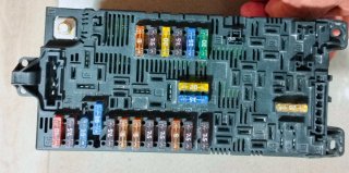 Caja Fusibles Mercedes Benz 2115453801 TEMIC