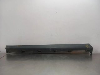 Faldon lateral FORD FOCUS BERLINA (CEW)