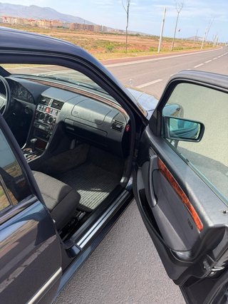 Mercedes-Benz C240