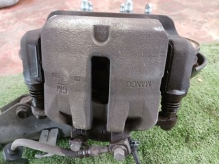 PINZA DE FRENO DELANTERA DERECHA Opel Insignia Sports Tourer (2008->)