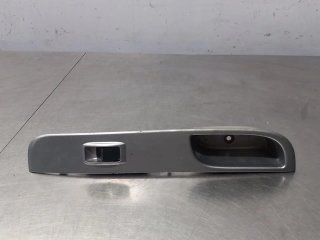 Mando elevalunas delantero derecho MITSUBISHI